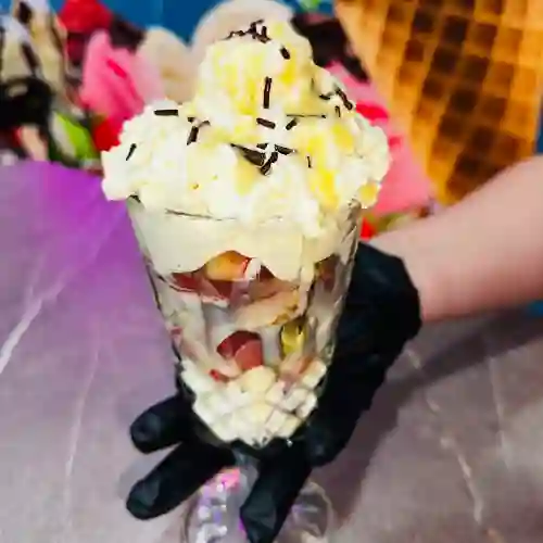 Fresas con Crema Sencillas 14 Onz