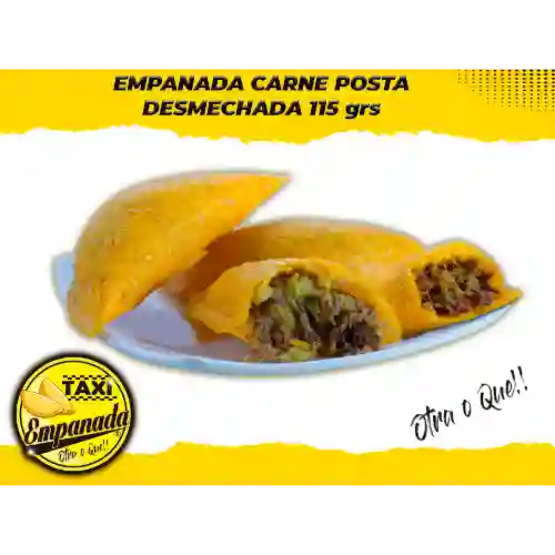 Empanada de Carne de Posta Desmechada