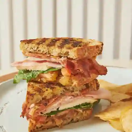 Sandwich de Tocineta y Jamón York