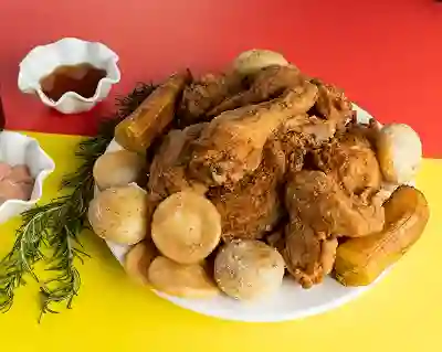 Medio Pollo a la Broaster