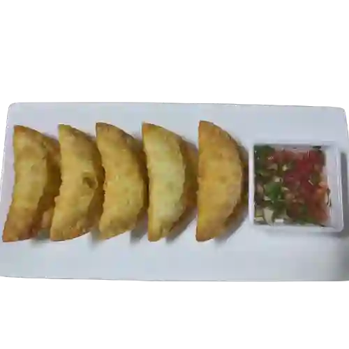 Empanadas de Chicharrón