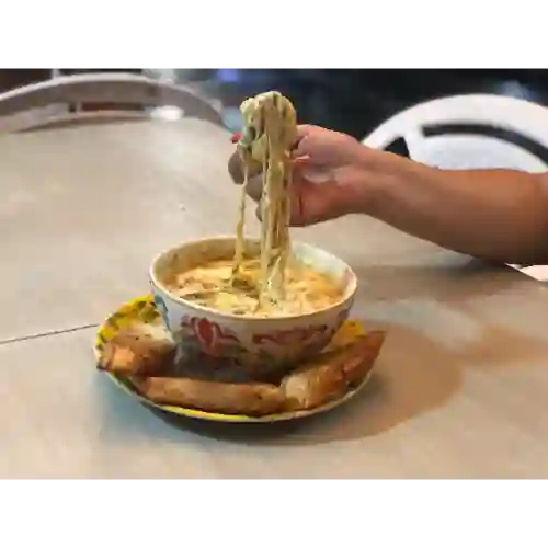 Fettuccine con Pollo a la Plancha