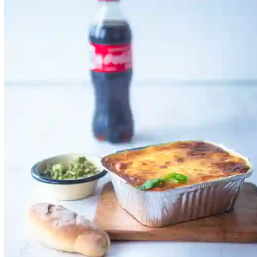 Lasagna Mediana + Bebida