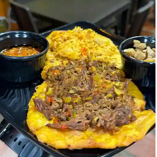 Tostada de plátano con todo