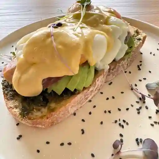 Tostadas benedictinas