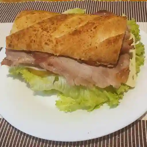 Sándwich de Ternera Al Horno