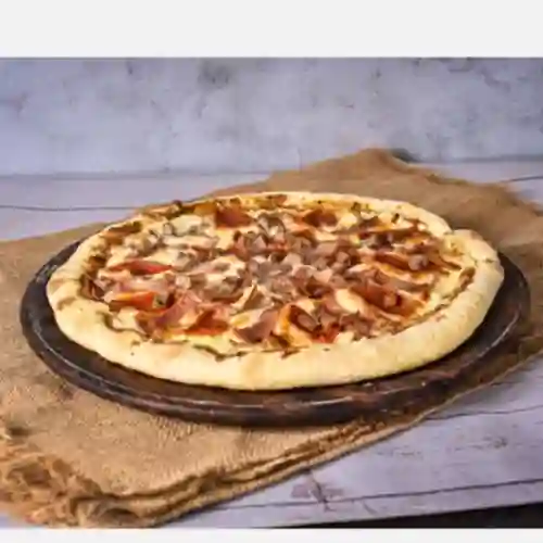 Pizza Mediana Regina + Gaseosa de 1.5 l