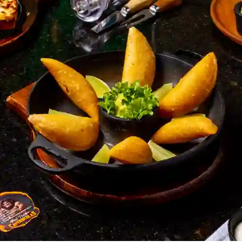 Empanaditas Coctel