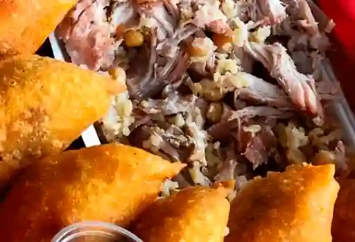 Empanada de Lechona