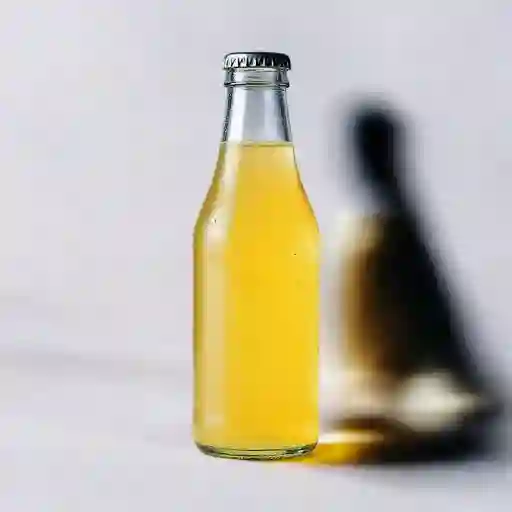 Limonada de Coco 16 Oz