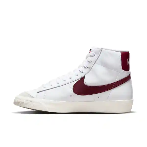 Nike Zapatos Blazer Mid 77 Vntg Blanco T. 9.5 Ref: BQ6806-111