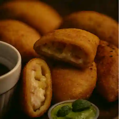 Empanada hawaiana