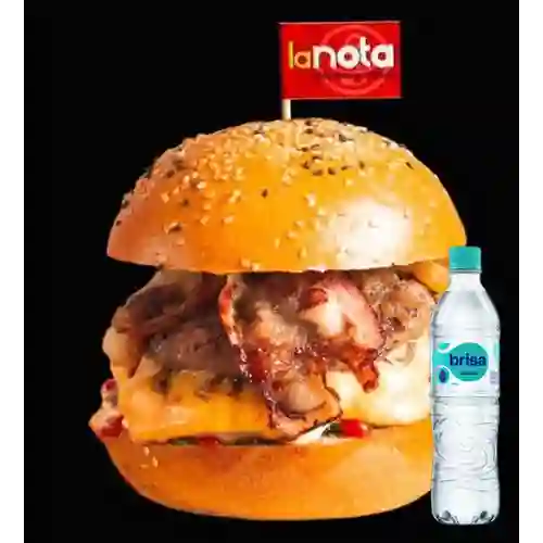 Combo La Clásica Especial + Brisa Sin Gas 600ML