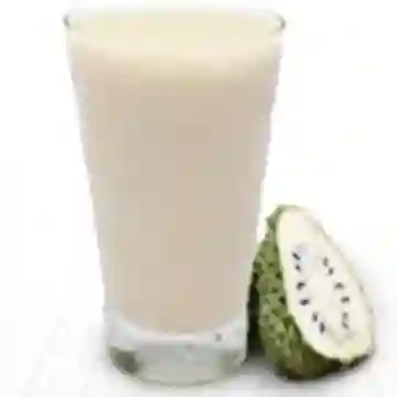 Jugo de Guanabana en Agua
