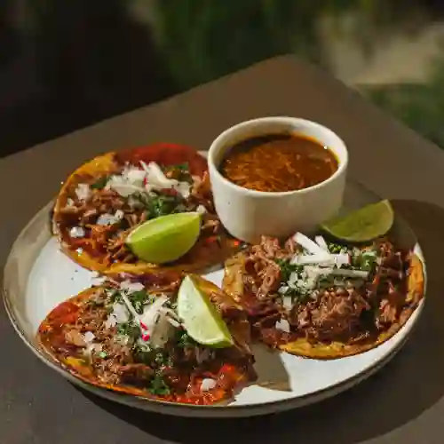 Tacos de Quesabirria