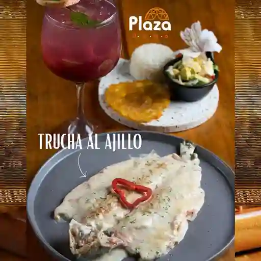 Trucha al ajillo