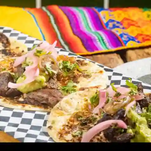 Tostada de Cochinita Pibil