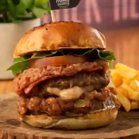 Juicy Bacon (Incluye Papas)