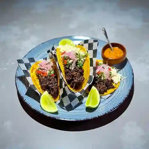 Tacos de Carnitas X3