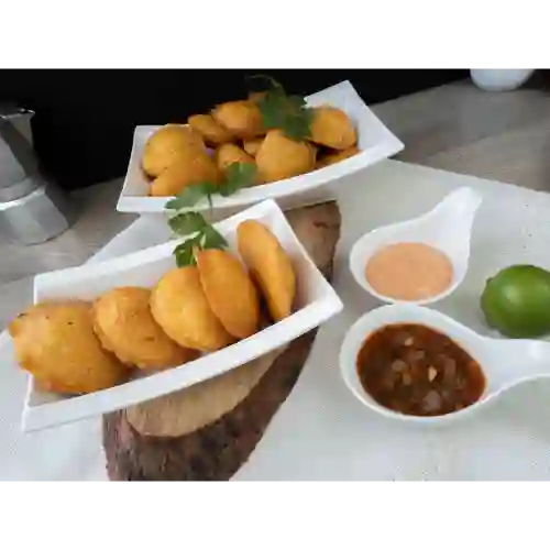 Empanada de Carne Desmechada