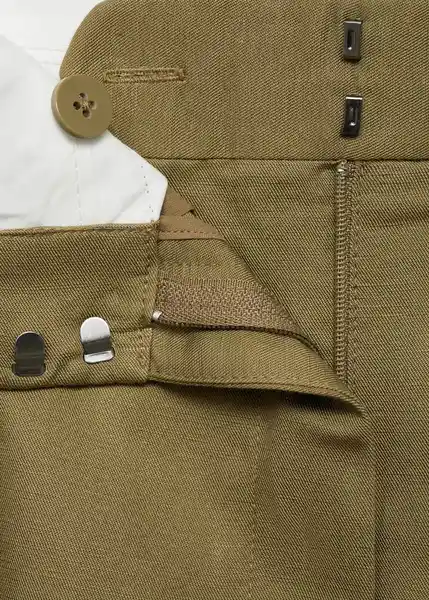 Bermuda Max Khaki Talla 42 Mujer Mango