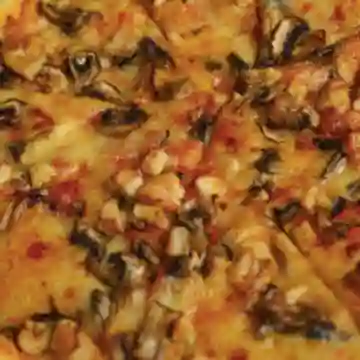 Mediana pollo y champiñones
