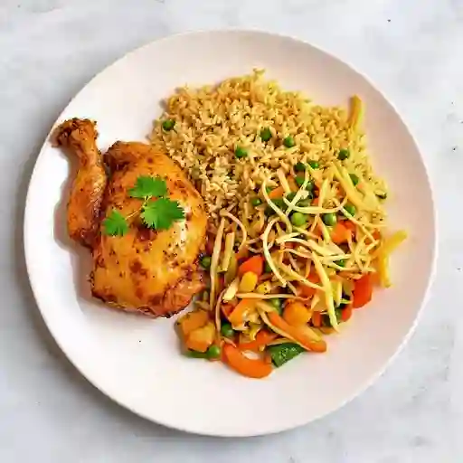 Pollo 1/2 más Arroz Chino más Chop Suey