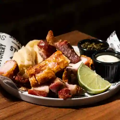 Chicharrón Al Barril