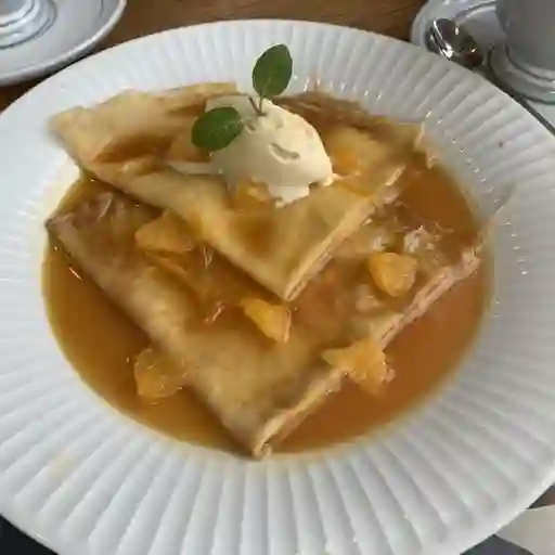 Crepe banana caramel