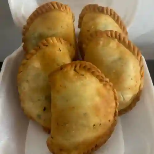 Empanadas Hawaiana