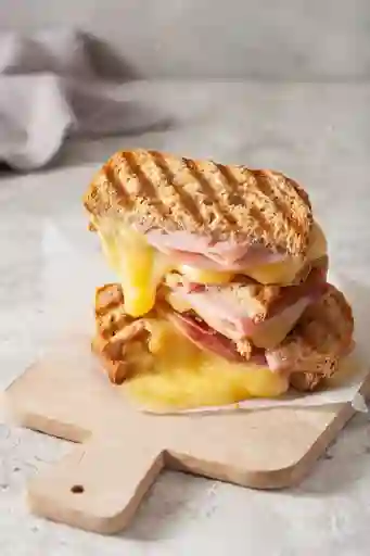 Sándwich Jamón Y Queso