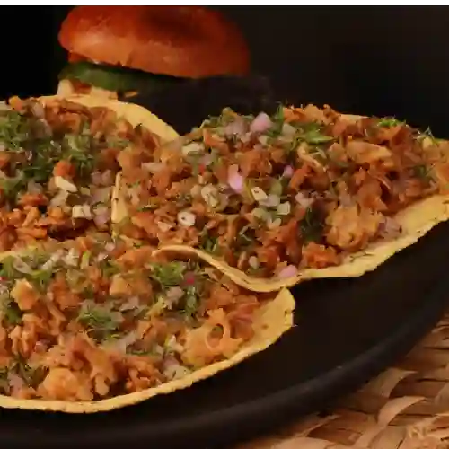 Taquitos de Lechona y Cuerito X3