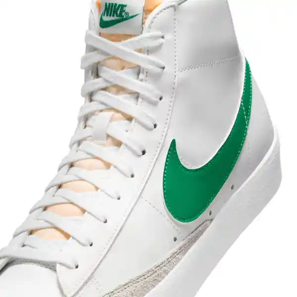 Nike Zapatos Blazer Mid 77 Vntg Ess Hombre Blanco Talla 7.5