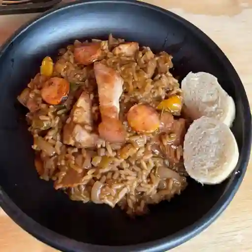 Paella de cerdo