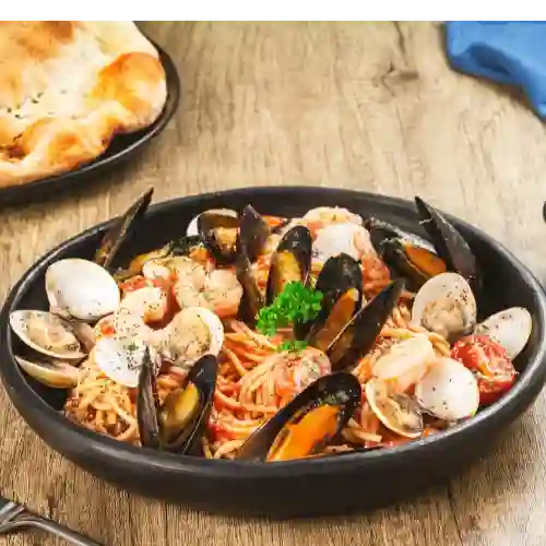 Pasta Frutos Del Mar