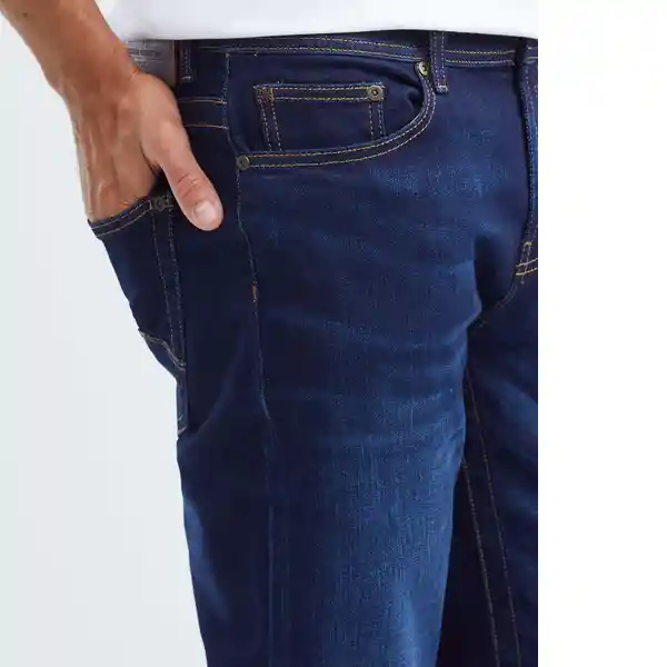 Slim Fit- Famous Azul Clásico Oscuro Talla 34/32 Hombre Chevignon