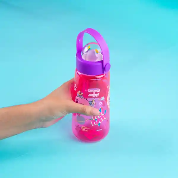 Botilito Plastico de la Serie Distroller Asa Rosa 600 mL Miniso