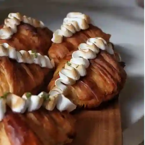 Croissant de Limón X 2 Und