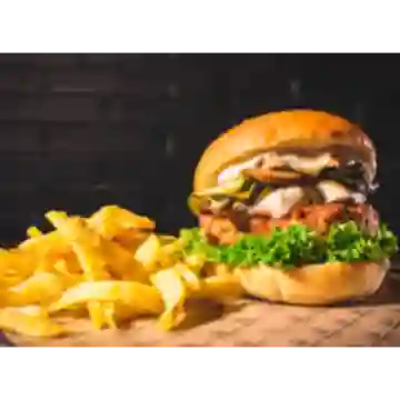 Hamburguesa Clasicc + Papas