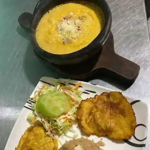1/2 Cazuela de mariscos