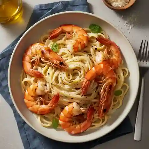 Pasta aglio  olio con langostinos