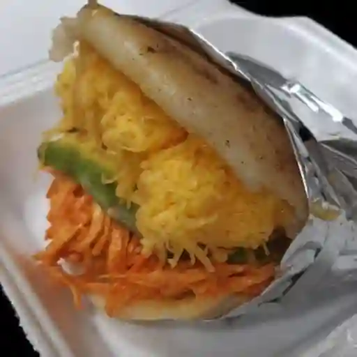 Arepa Pollo Mechado