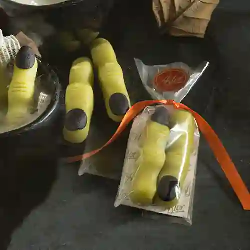 Mazapán dedos de bruja