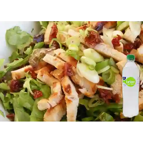 Combo Ensalada Del Imperio + Brisa con Gas 400 ml