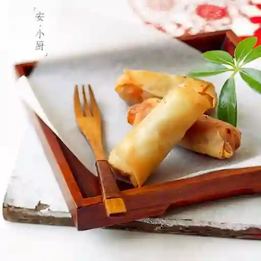 Egg Rollo (3 Lumpias)