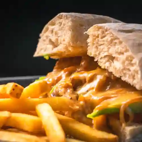 Sándwich Lomo Queso Cheddar