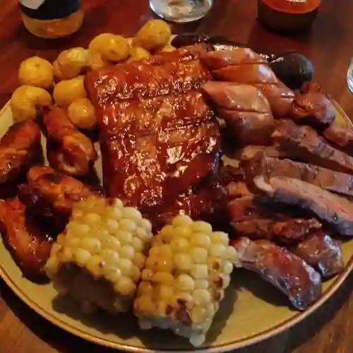 ¡Combo! Picada para 2 y 2 Cervezas