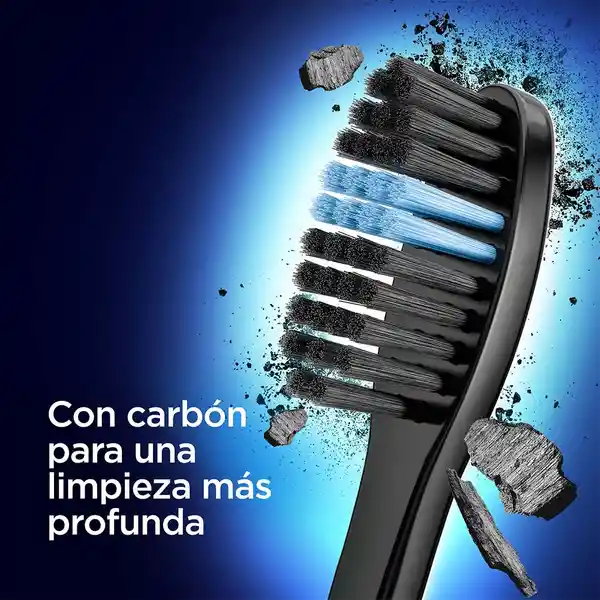 Cepillo de Dientes Suave Oral-B Indicator Black Charcoal con cerdas de Carbón Activado Purifica Delicadamente Cerdas Indicadoras de Recambio 2 Unidades