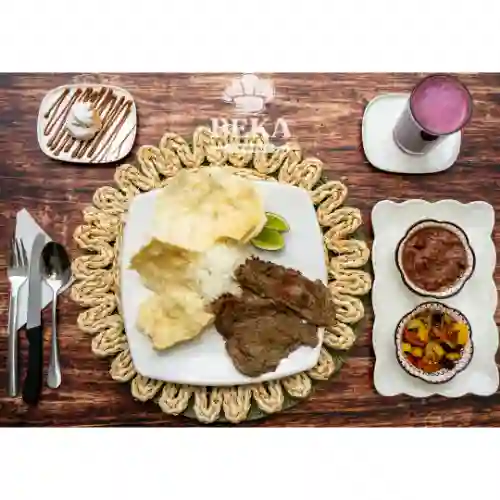 Almuerzo Ejecutivo con Carne de Res