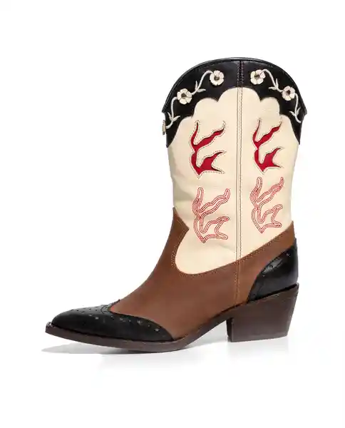 Botas Vintage Café Ardilla Medio Talla 35 Chevignon